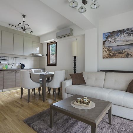 Apartments Lora Jadranskij Put بودفا المظهر الخارجي الصورة